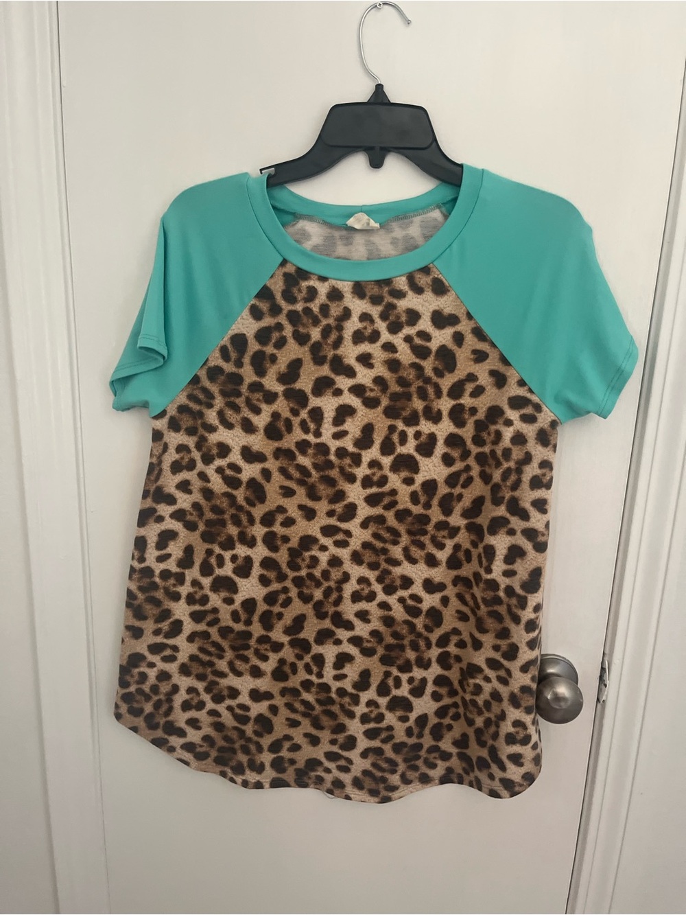 Leopard Print Raglan Tee with Teal Sleeves
